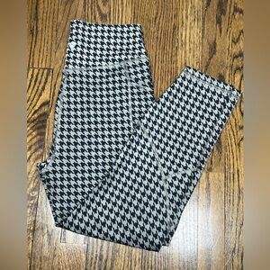 X by Gottex Emma Full High Waisted Tan/Black Houndstooth Leggings Size Large